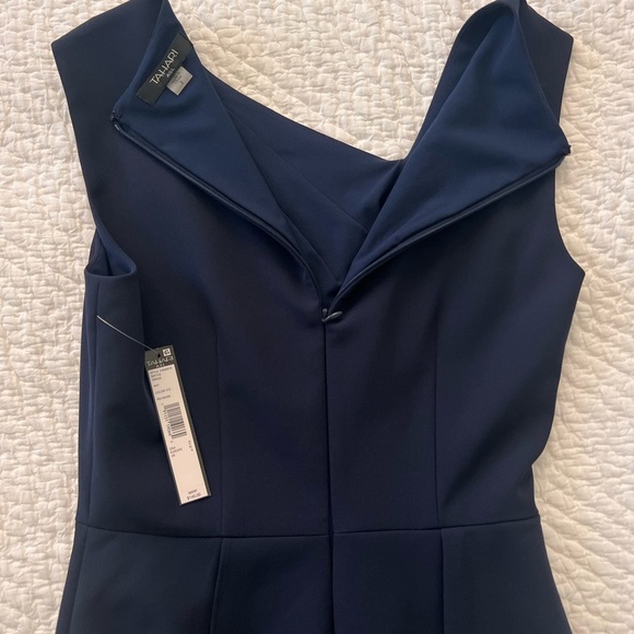 Tahari navy dress - NWT - Picture 4 of 8